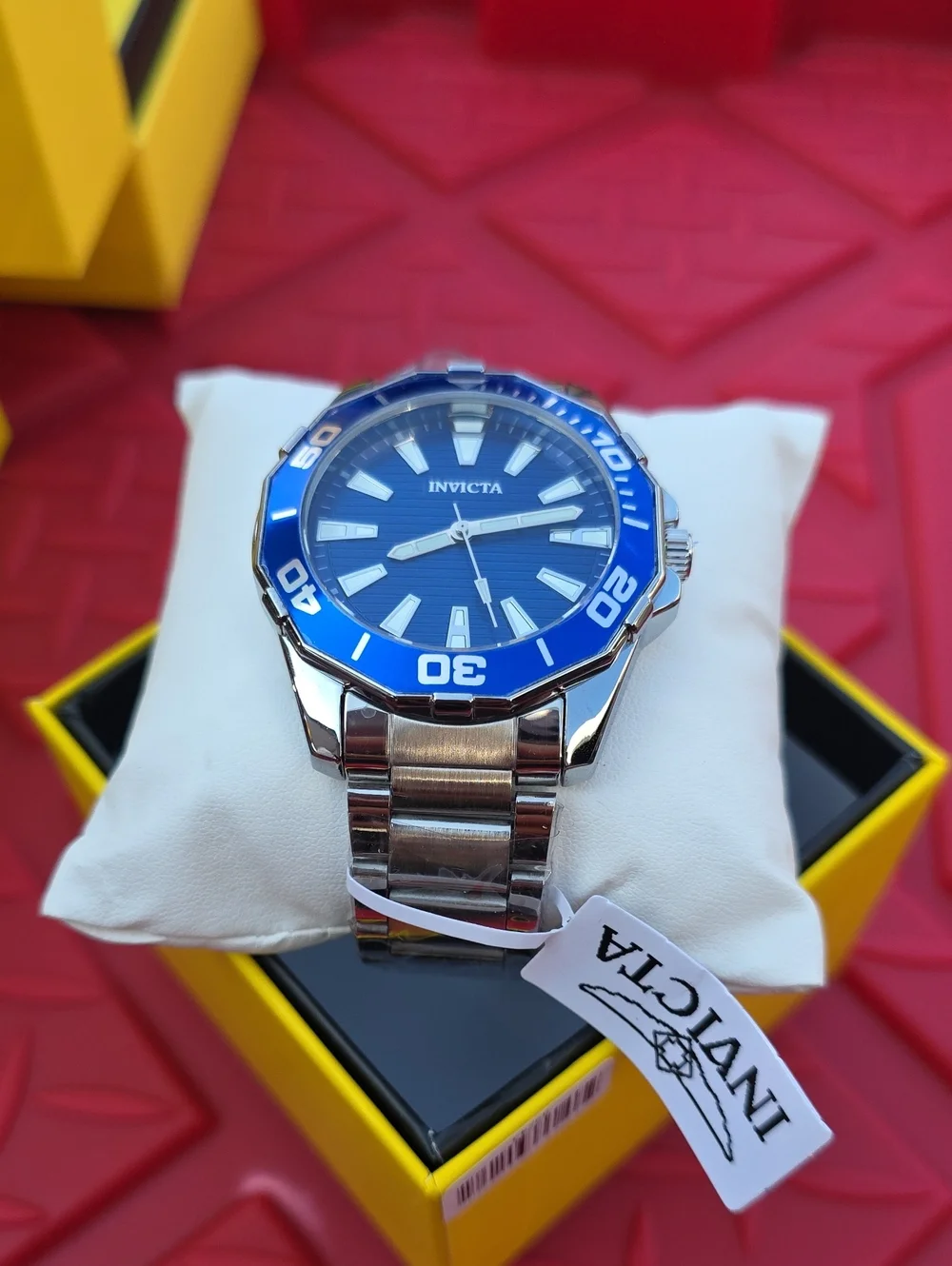 412.  Invicta Diver Meridian Men's Watch - 46mm. Steel (69243)